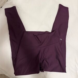 ALO Yoga Airlift Purple Leggings